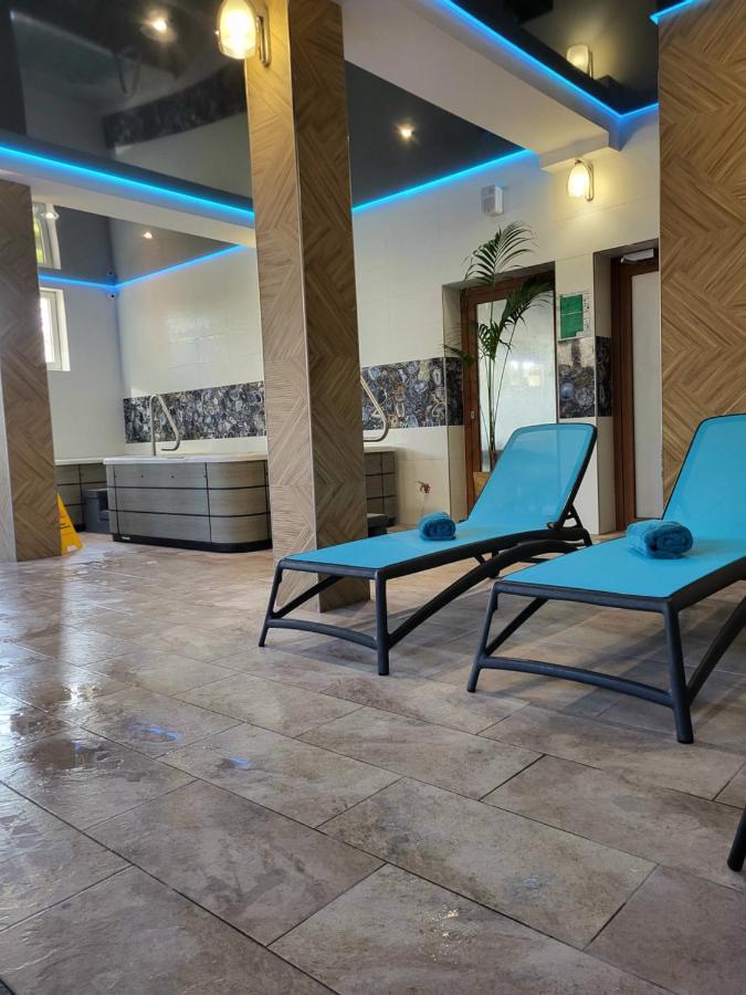 Dom Jastrzebia Z Basenem I Jacuzzi Leilighet Jastrzębia Góra Eksteriør bilde