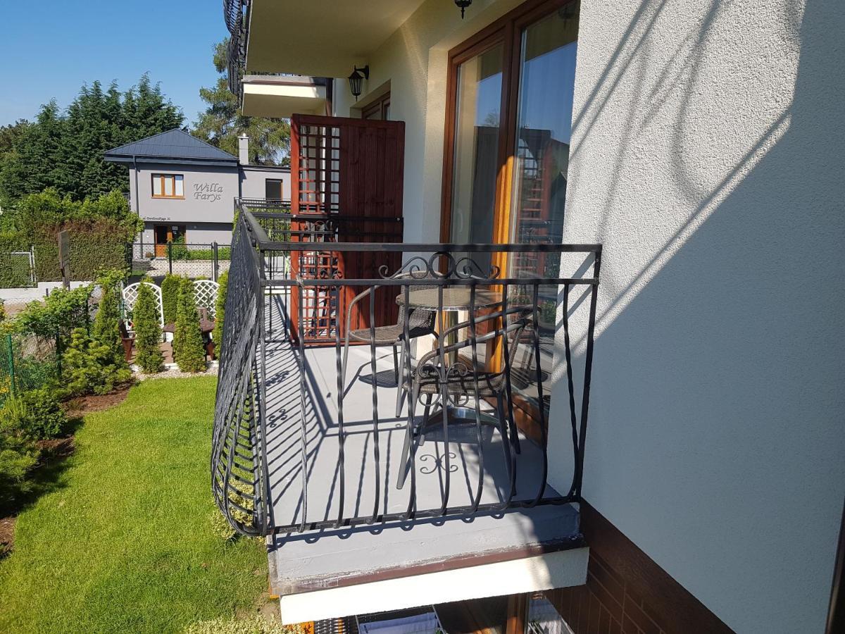Dom Jastrzebia Z Basenem I Jacuzzi Leilighet Jastrzębia Góra Eksteriør bilde